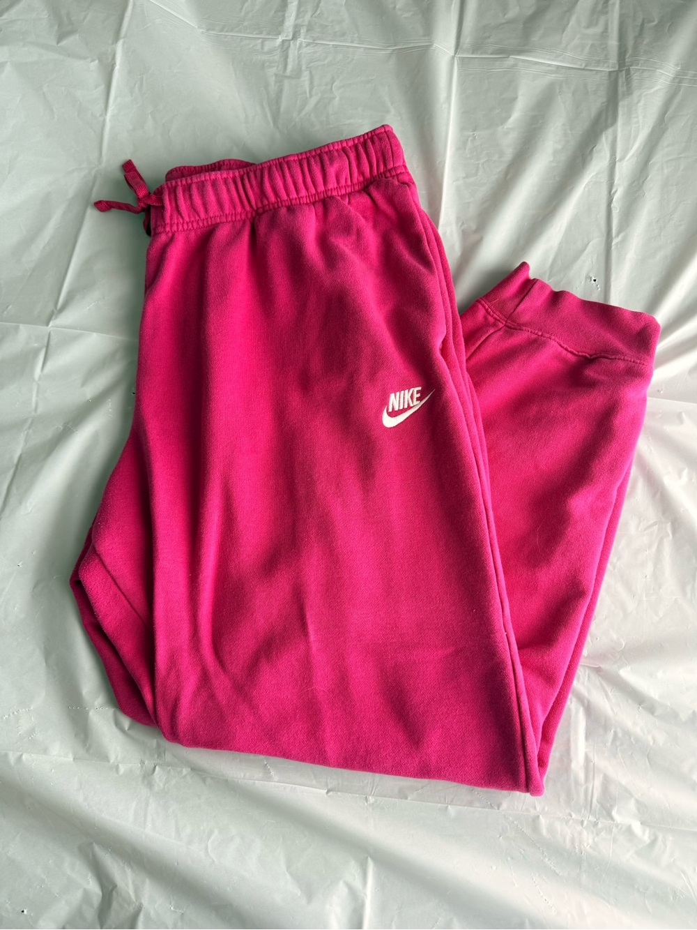 Nike Girls Bright Pink Fleece Joggers with White Logo
